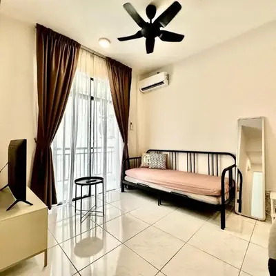 13A5TheSun#BayanLepas#QueensbayMall#CozyHomestay