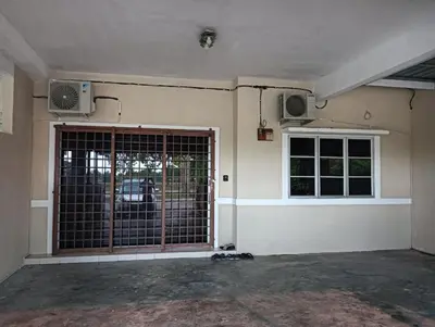 an empty room with a gate and a window at Homestay Itqan Seri Iskandar in Seri Iskandar