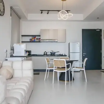 Urban Suite by Uptrend Home Management