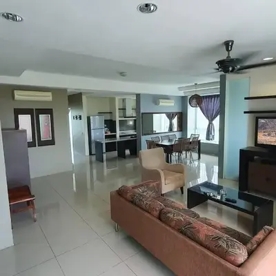 Sky Residence -3 Bedrooms Condo at Cinta Sayang