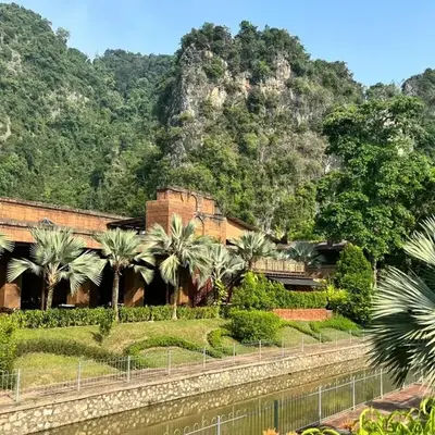 Sunway Alpine Suites near Onsen and Themepark Tambun Ipoh by IWH