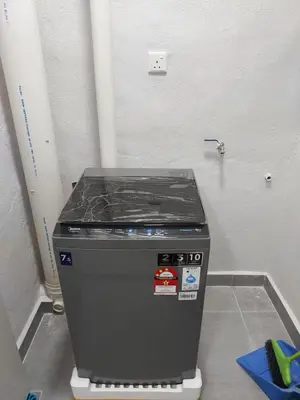 a trash can in the corner of a room at OV06-3room Georgetown Seaview Pg in George Town