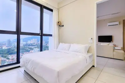 Gallery image of Tatami with HomeCinema, 9pax, Urban Suites by PG Home in George Town