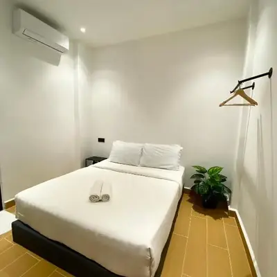 The 6N by Sky Hive