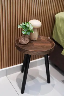 a small table with a vase and a plant on it at Horizon Ipoh 8Pax 3R2B - Tropical Bali Retreat in Ipoh