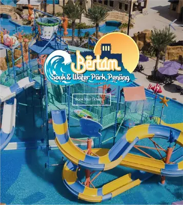 a water park with a water slide at a water park at Homestay Coway Bertam in Kampong Sungai Korok