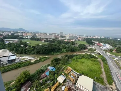 an aerial view of a river and a city at The Anderson Ipoh AA1 Smart TV & 5G WiFi ready in Ipoh