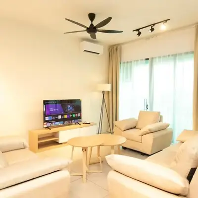 Meritus Residensi Seaview Pent Hauz 3BR 10Pax