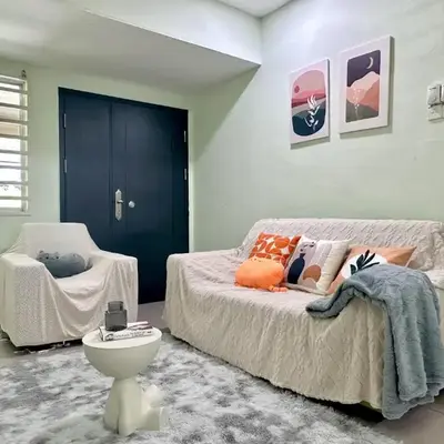 Specious Living Cozy House