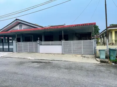 a house with a white fence in front of a street at 10Pax BM\u5927\u5c71\u811a Alma Single storey Semi-D 5-minute To Aeon Mall in Bukit Mertajam