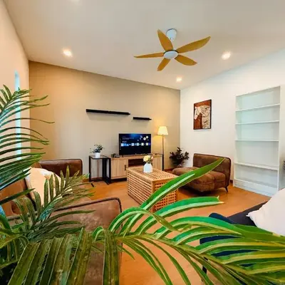 WhiteZen Family Homestay 9Room for 20pax Central Penang