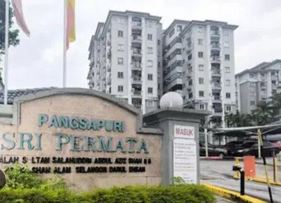 a sign in front of a building in a city at Cozy Loft Bed Mini Studio Golf View in Gua Sai
