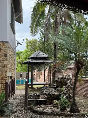 a gazebo in the yard of a house at Majestic Bungalow Seberang Jaya in Perai