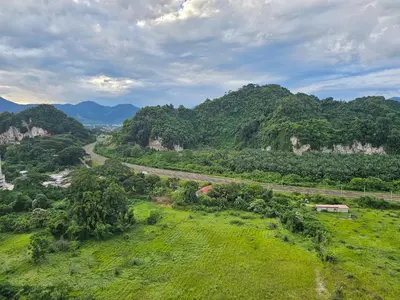 an aerial view of a road in the mountains at Ipoh Anderson Condo - 2BR in Ipoh