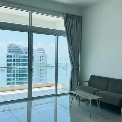 Seaview Condo A31 #Queensbay#SPICE