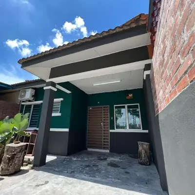 Adila Homestay
