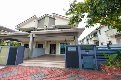 a house with a mail box in front of it at 32 cozy stay Projector, Karaoke , BBQ, 7 carpark in Ipoh