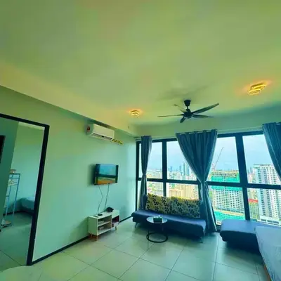 Elegant 3BR Luxury City View Comfortable for 10