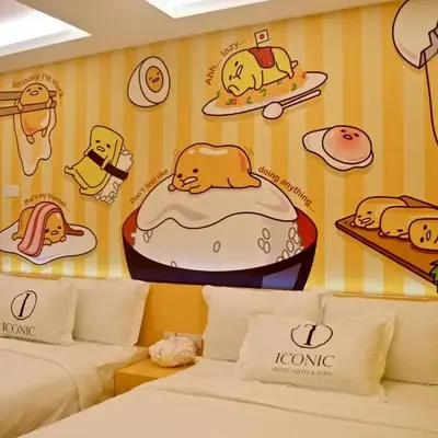 Iconic Suites & Pods Hotel