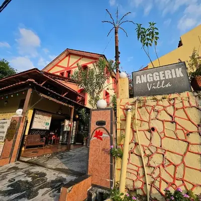 Anggerik Lodging