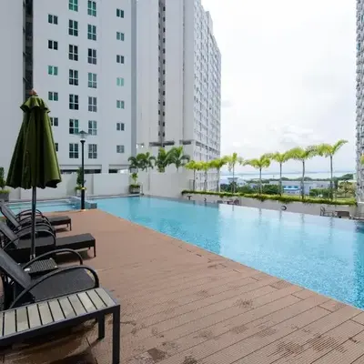 Straits Garden Suites