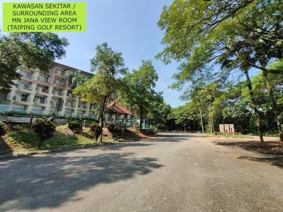 an empty street in front of a building at Jana View Condotel MN in Kamunting