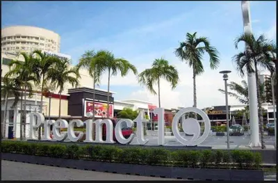 a large sign for a shopping center with palm trees at Landmark By Katana 4BR Romantic Seaview Homestay Gurney\u65e0\u654c\u6d77\u666f\u56db\u623f\u5957\u623f in Tanjong Tokong