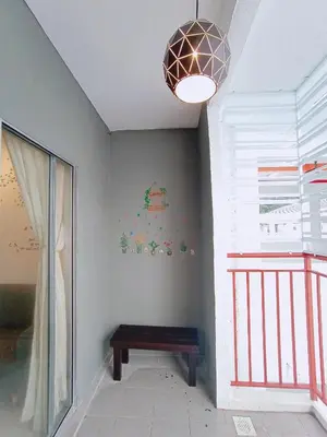 a room with a bench next to a window at FuYoke Emerald Avenue @ Brinchang in Cameron Highlands