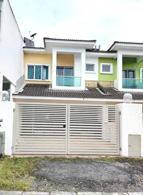 a large house with a garage in front of it at W25 atGoldenHills NightMarket WiFi 4R in Brinchang