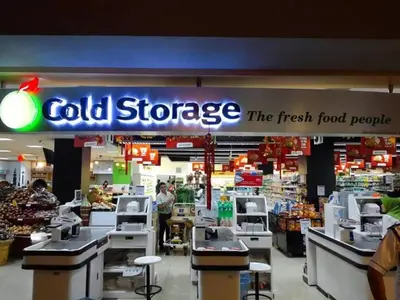 a store with a sign that reads cold science and the fresh food people at The Regency Luxury Suite -Gurney Strait Quay in Tanjong Tokong